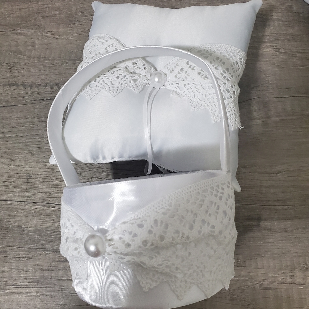True Love gift ring bearer pillow and wedding flower pearl detail A36